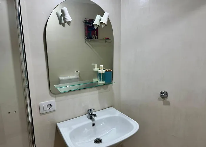 Sunny Poolside In Americas Διαμέρισμα *