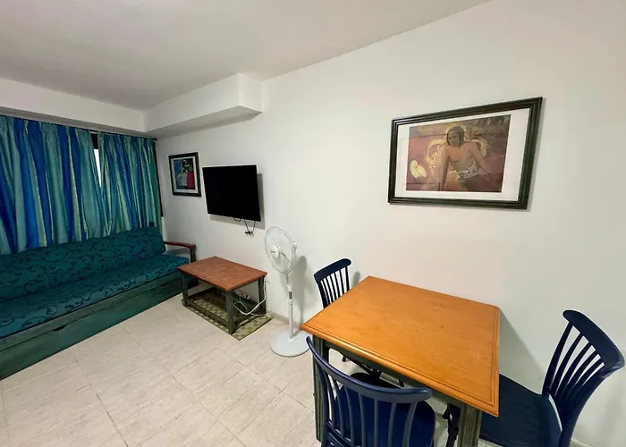 Lägenhet Sunny Poolside In Americas *